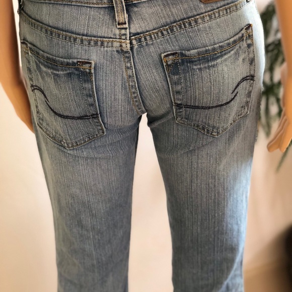 Levi’s signature jr, size 5 jeans low, slim, flare - Picture 7 of 7